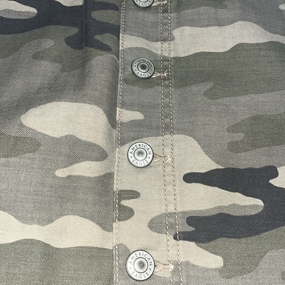 NWT American Eagle Camo Jean Skirt with Buttons - Picture 4 of 4